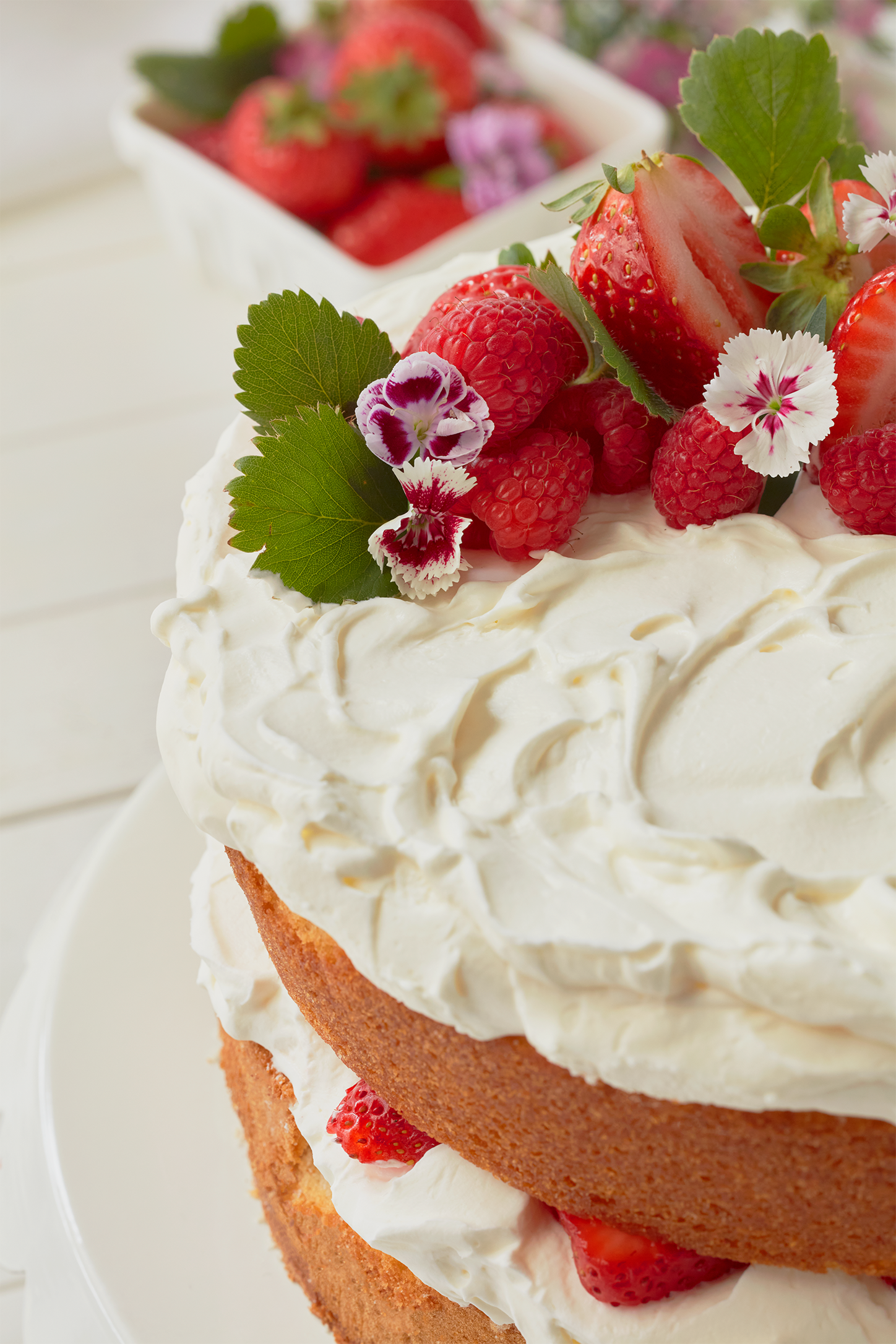 Victoria Sponge Cake-1.png
