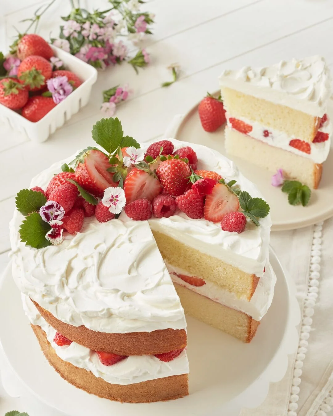 Social_Instagram_Portrait-Victoria Sponge Cake copy.jpg