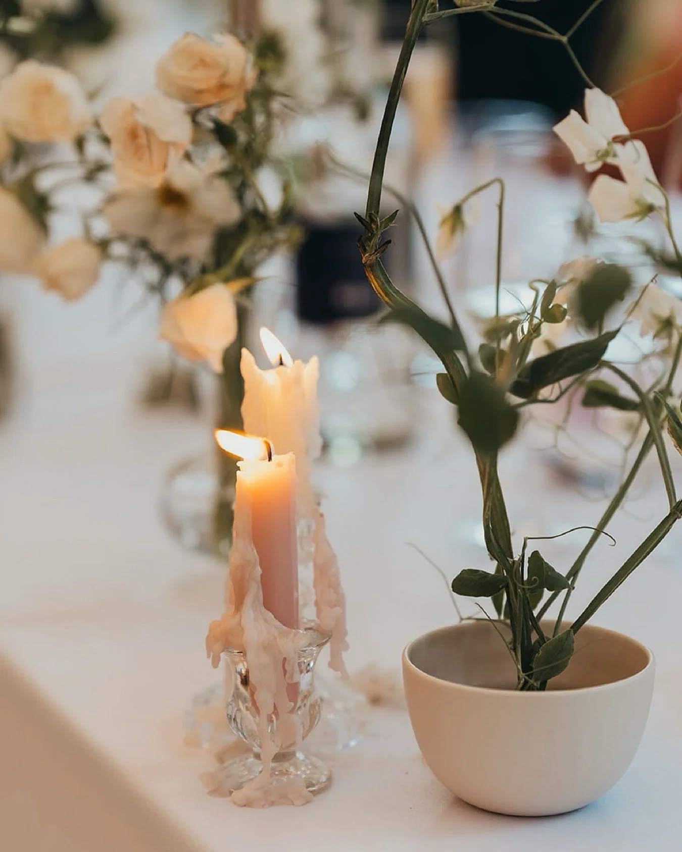 CONTROVERSIAL STATEMENT INCOMING&hellip; ‼️ 

I am a cold season girlie through and through&hellip; give me multiple layers, coats, candlelight, open fires, jumpers, leggings, crisp mornings, dark evenings, Christmas and mulled wine. All day, any day