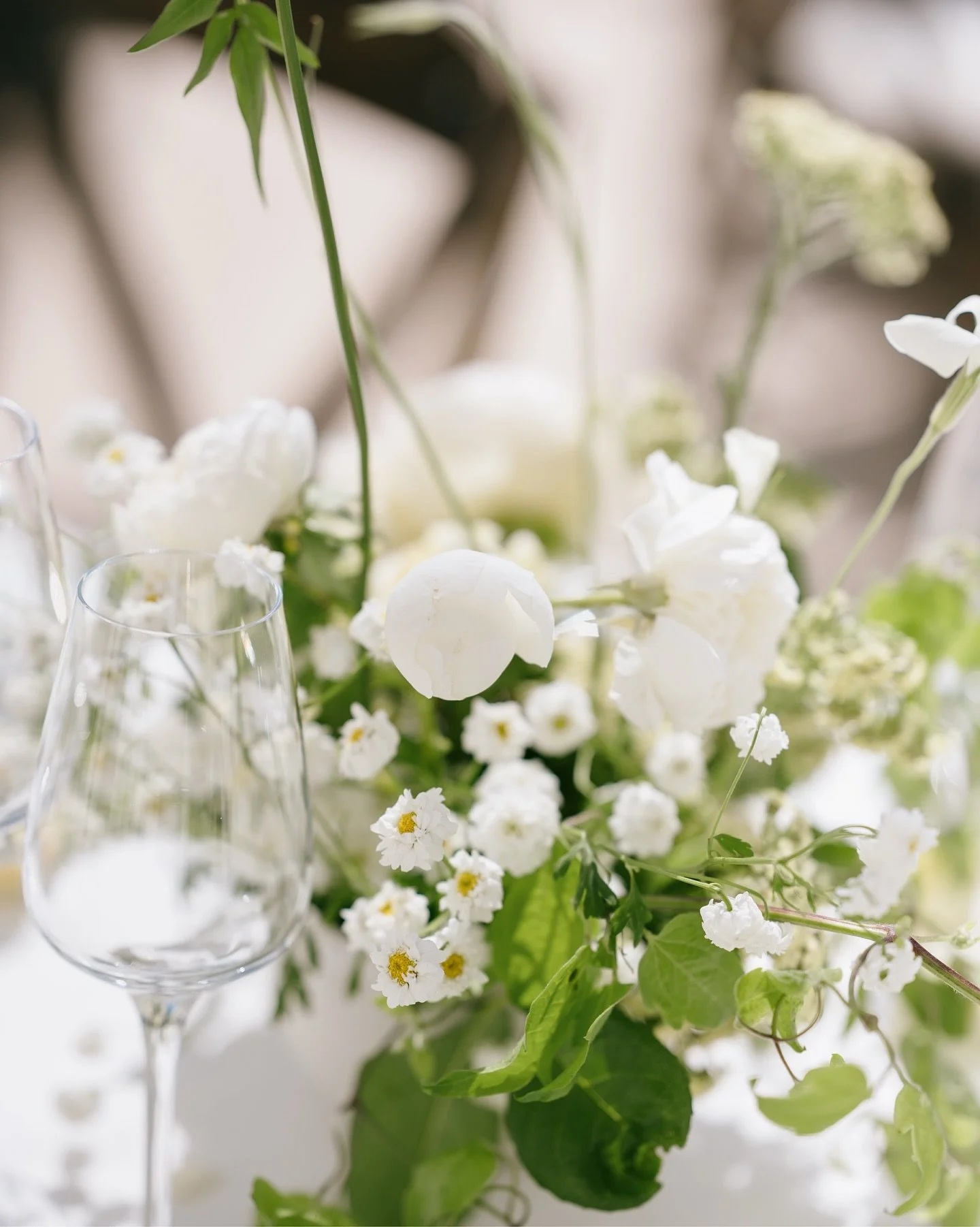 Getting close up &amp; personal 🤍
.
.
.
Photography @charlottegriffithsphotographer 
Catering @oxfordfinedining 
Marquee @marqueesandpavilions 
Flowers @rootedinrosemary