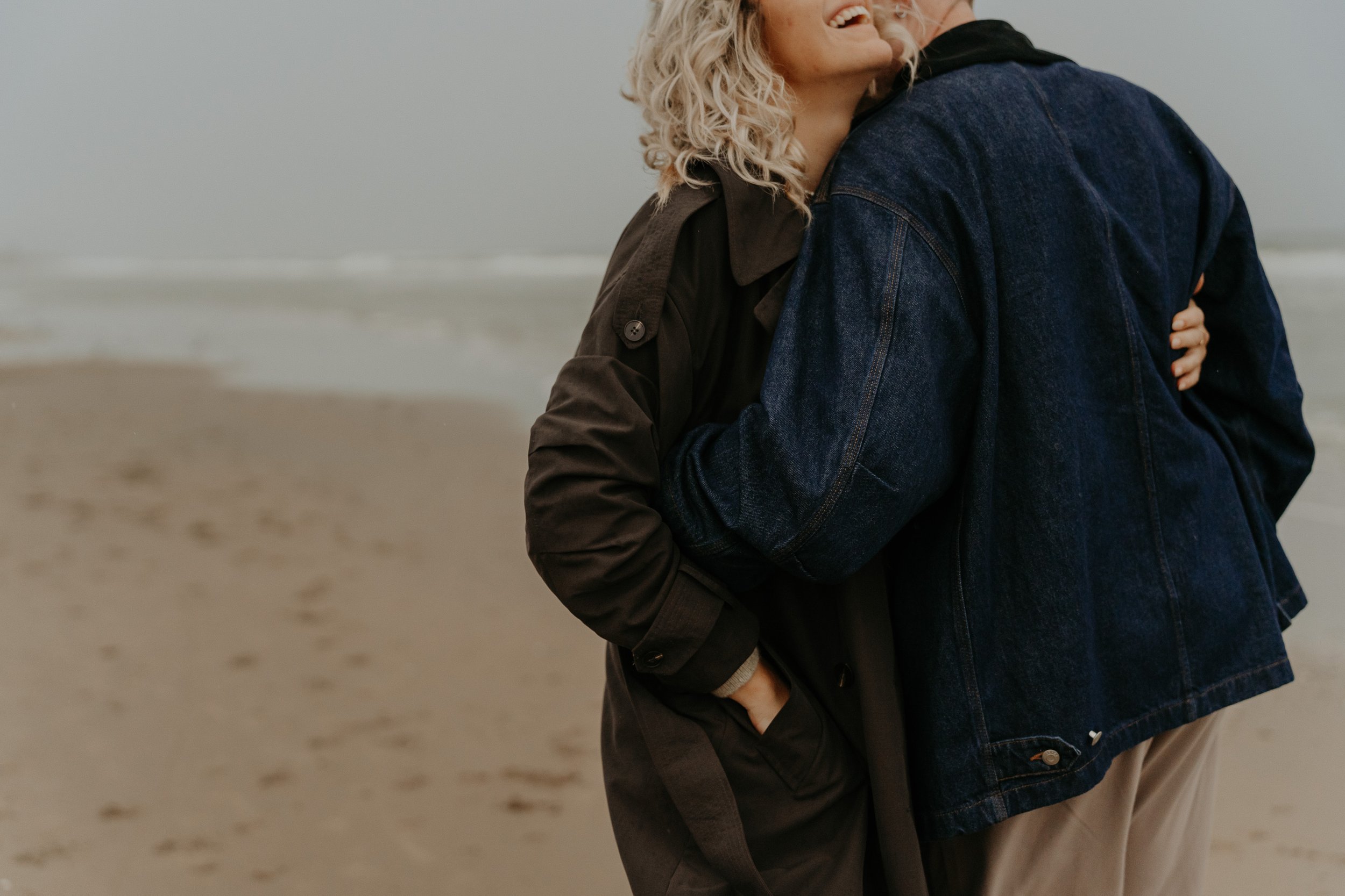 Couple photography Netherlands – cinematic light and real emotion.