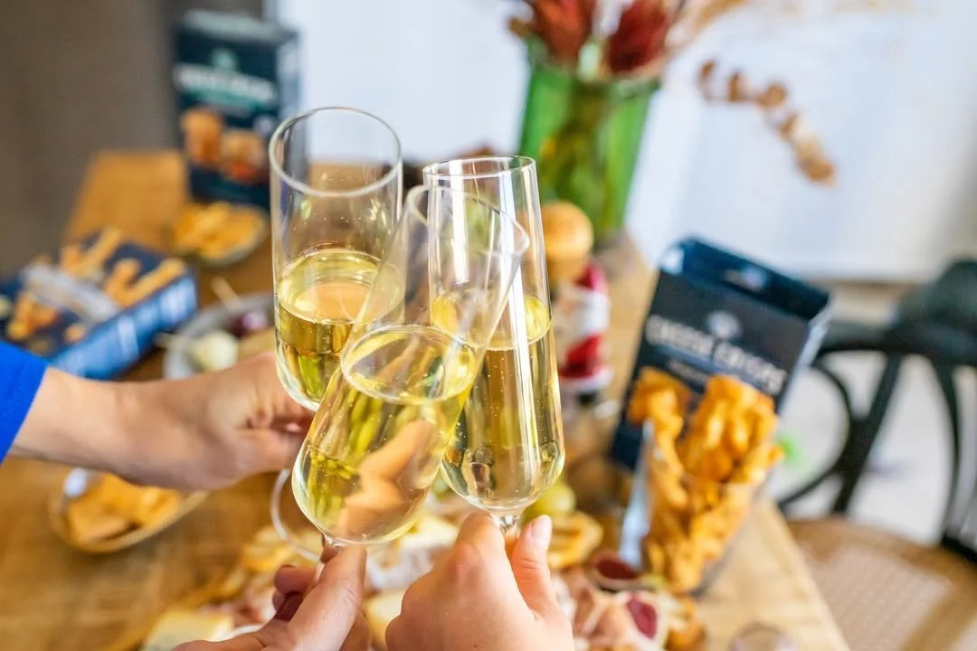 Well the years really do start coming and the don't stop coming! Happy 2026!! 🎉🥳 🙌 What are you most looking forward to this year? 🥂