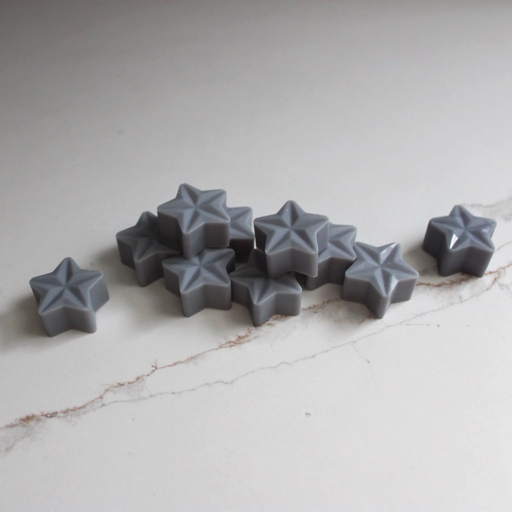 Into the Woods wax melts – cedarwood, sandalwood, vetiver, pine