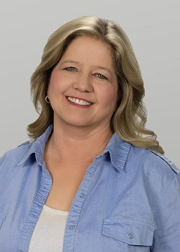 Karen Arthur: Office Manager