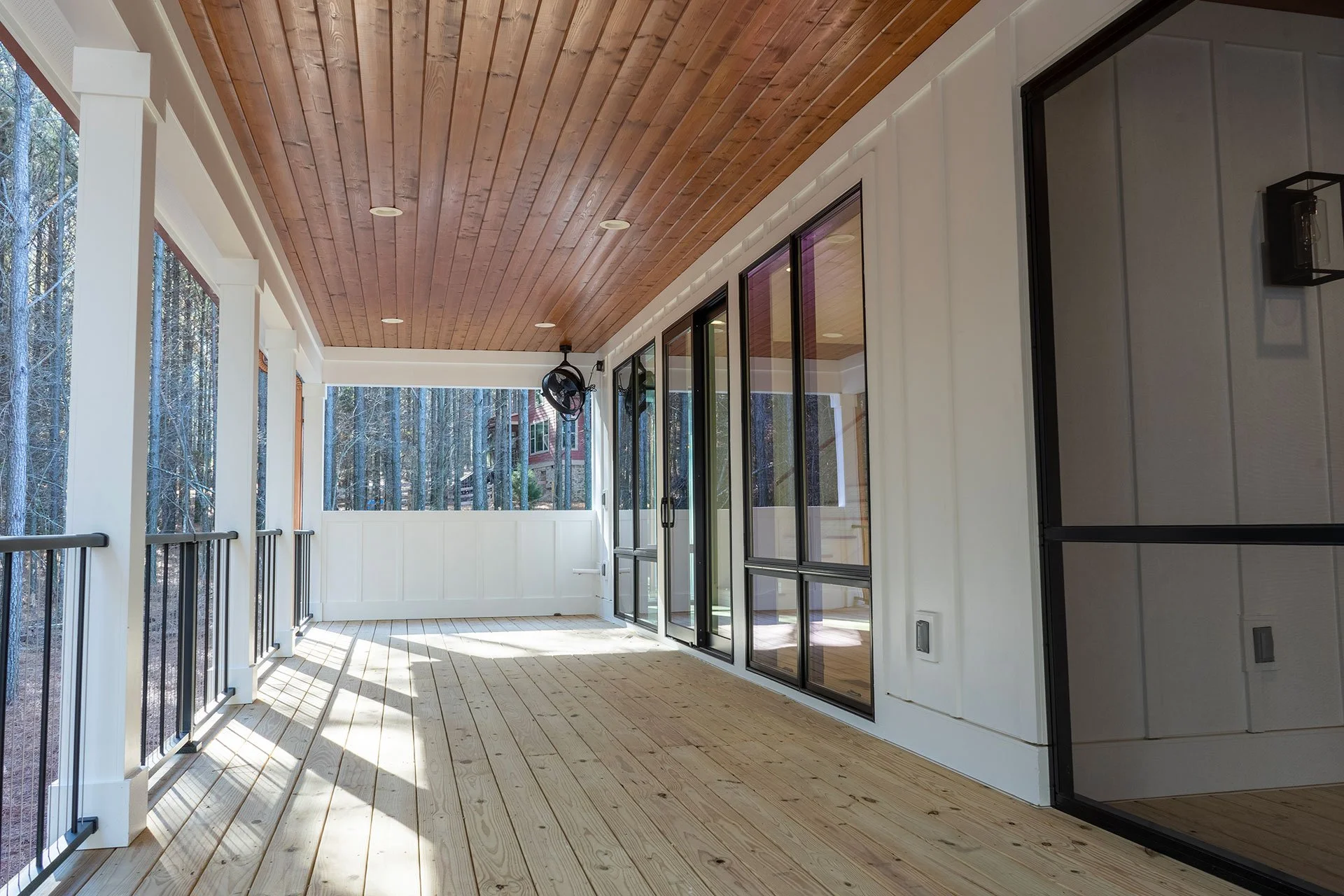 Everstone Custom Home - Jasper Highlands