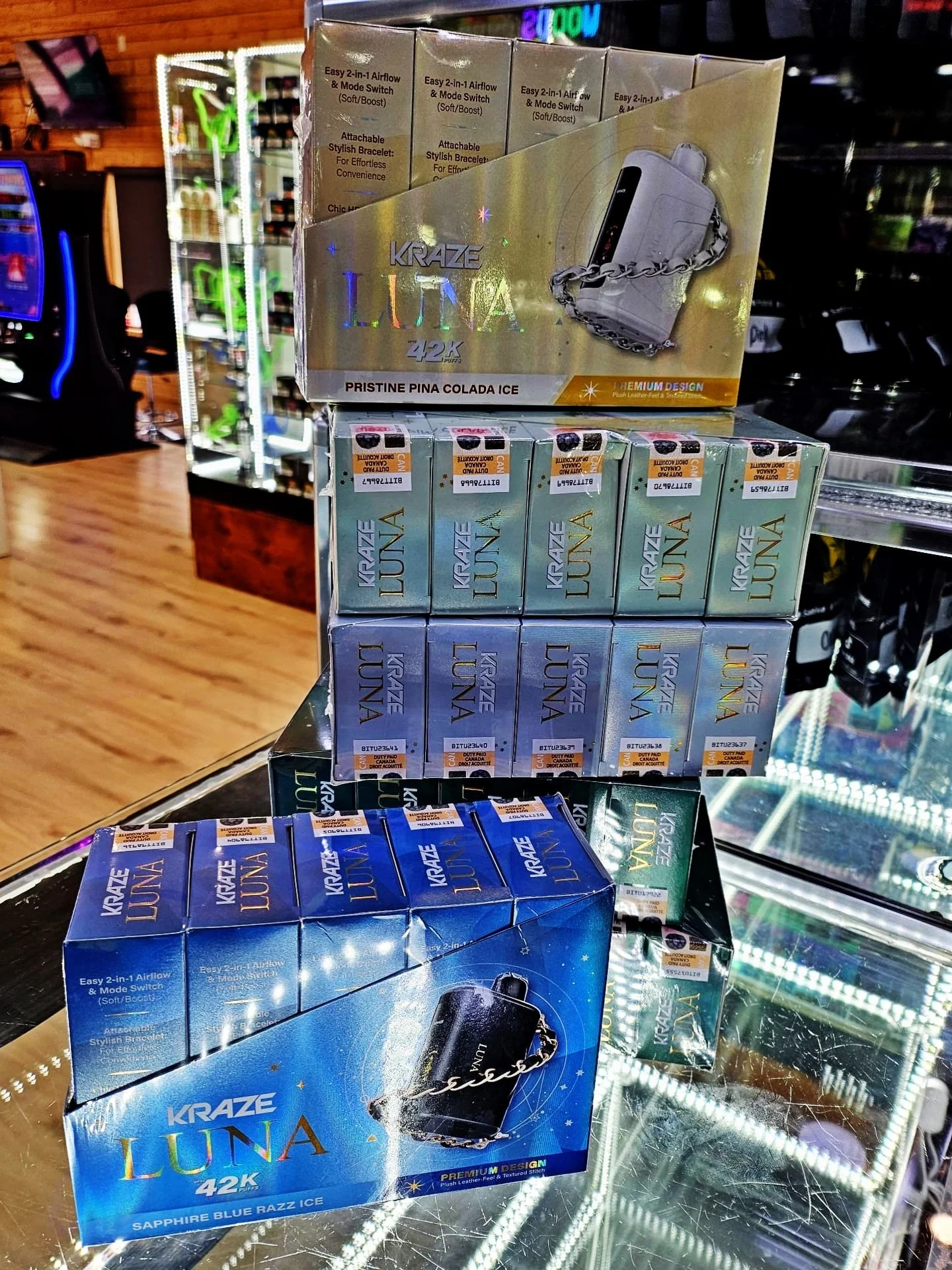 Nouvel arrivage des F&ecirc;tes ✨ Les Luna sont en magasin&hellip; et &ccedil;a part vite ! 🎁

#oka #stoner #beach #goldenstaroka #bar #fyp #patate #frite #patatefrite #foryou #for #foryoupage #instagram #instagood #follow #instadaily #insta #reel #