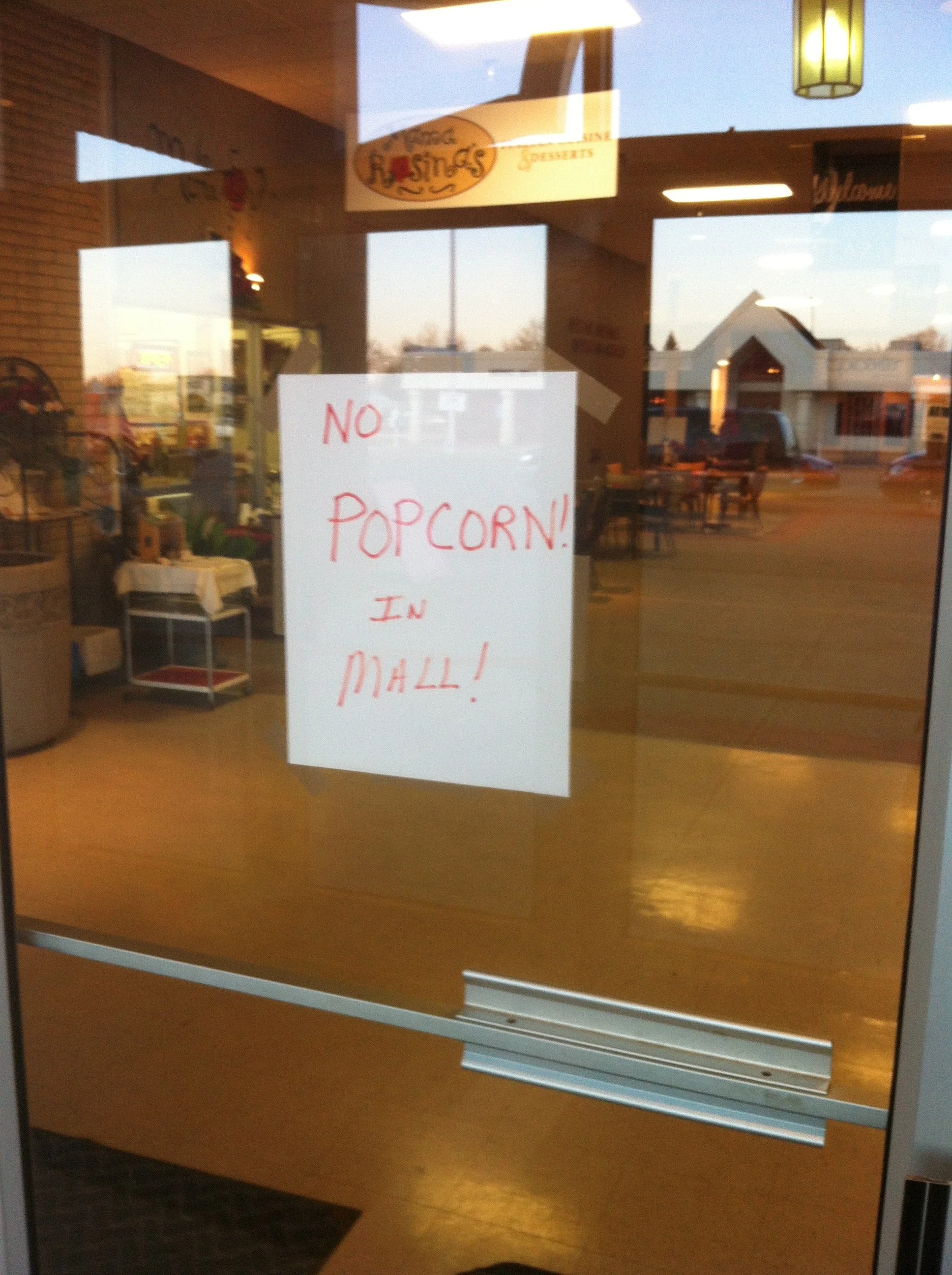 Antique Mall in Dickinson, ND | Zach Miller
