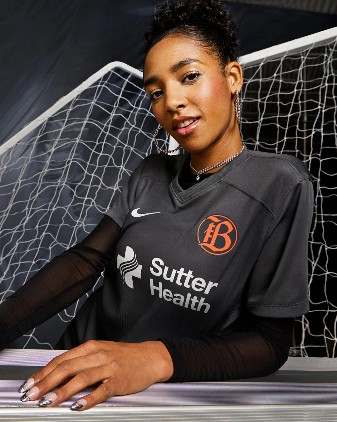 SP24_NWSL_NA_BAYFC_SECONDARY_02_4x5.jpg