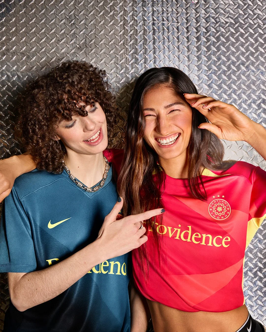 SP24_NWSL_NA_PORTLANDTHORNS_DUO_03_4x5.jpg