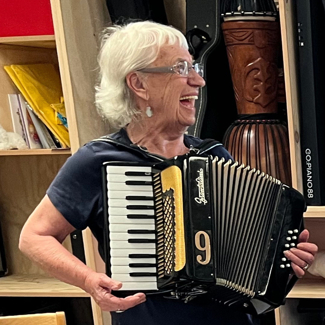 Jeanne Roberts | Accordion Instructor
