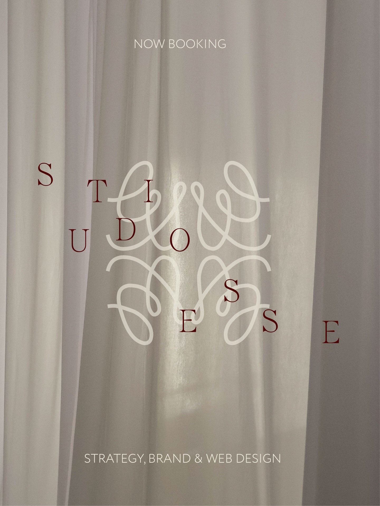 hi, we&rsquo;re studio esse 👋🏻

here to help creatives and business owners capture their unique essence to manifest strong, strategic and magnetic brand identities. 

it&rsquo;s nice to meet you 😌

explore our services and client work at www.studi