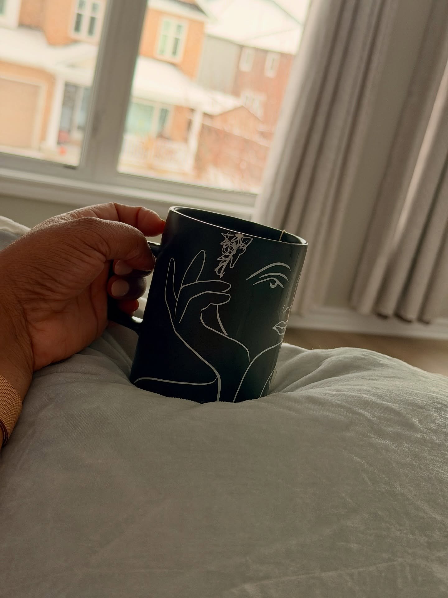 A Sunday reset. 
Count down to tools and pens down. Grateful for one day of rest.

#LifeWithZwi