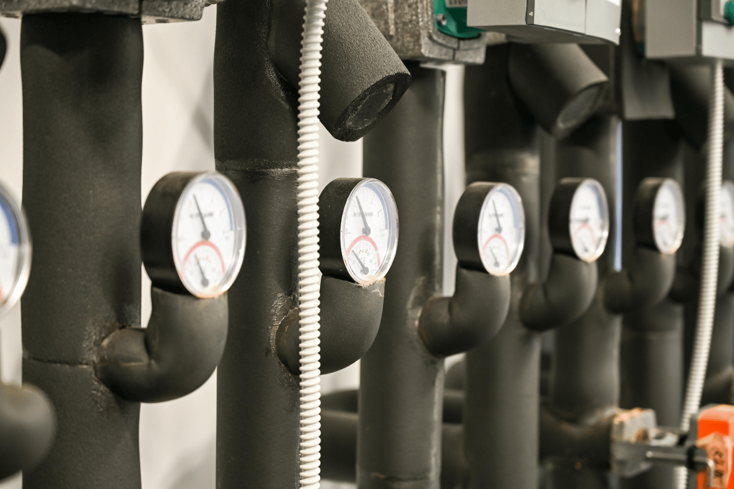 Why Water Pressure Monitoring Can Save You from Costly Pipeline Failures