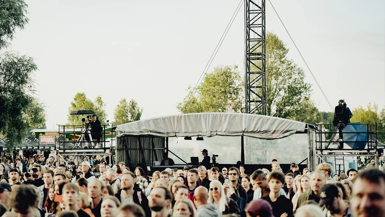 Positivus 2025 - Dzīvā translācija uz lielās skatuves lielajiem ekrāniem 2 festivāla dienas, 5 kameras.