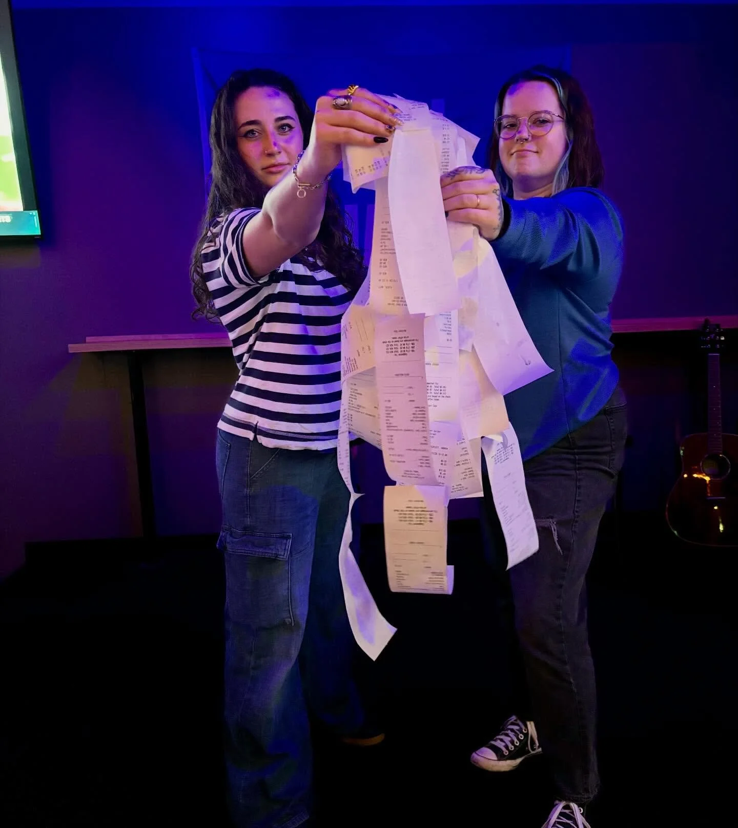 Posing with the unclosed Friday nights tabs like men pose with fish on their tinder profiles 🎣🎣🎣

Anyways, it&rsquo;s game day today with half price Blasty Blasts starting at 6:00pm, plus $2 Bluejay shots, $6 Bluejay shotskis &amp; $12 pitchers of