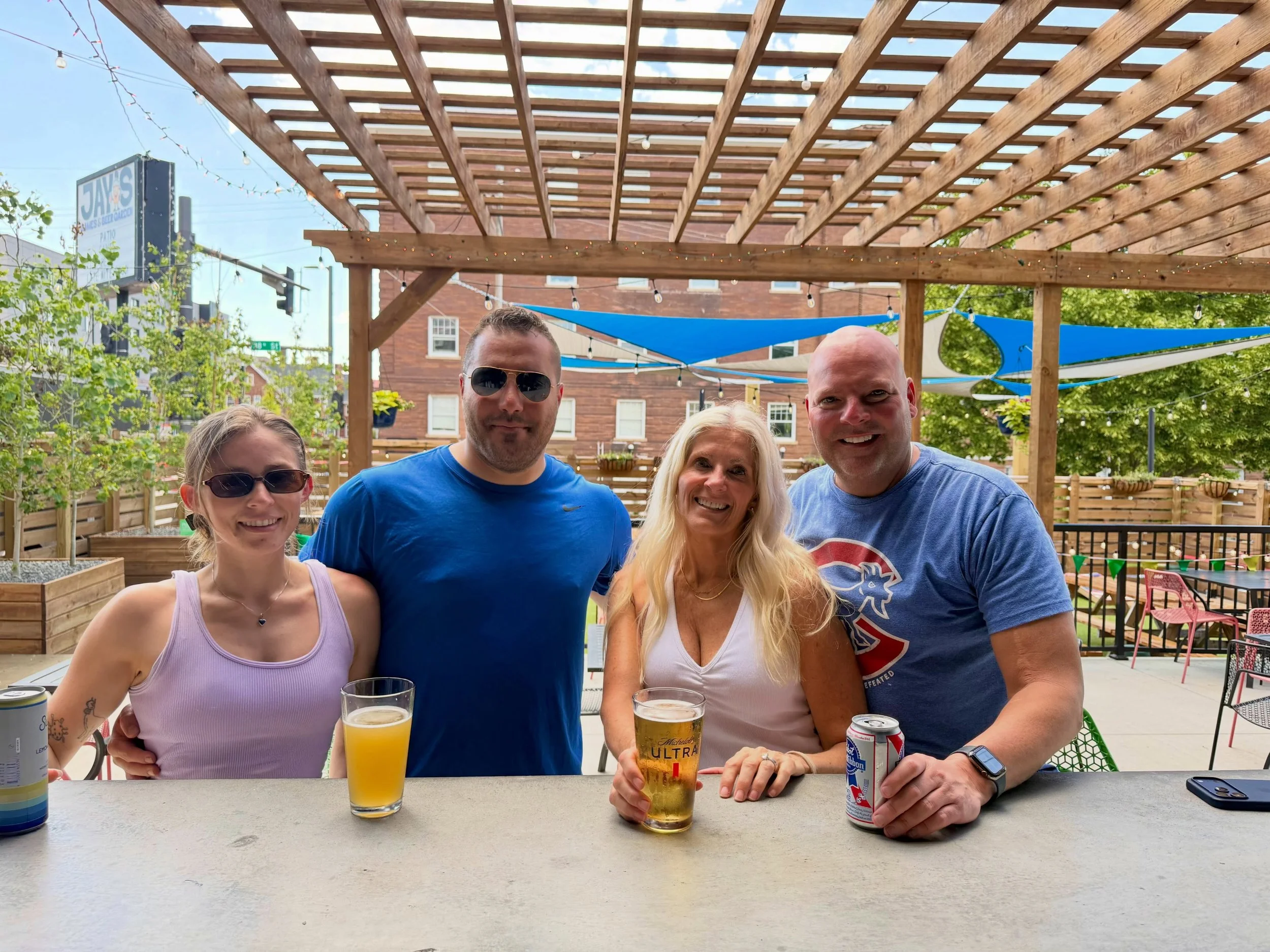 A sunny afternoon on the Jay&rsquo;s patio? We&rsquo;re in. 

Open 11am to 2am every Saturday with Raul slinging burgers hot off the grill from 11am to 2pm!

Beer, burgers &amp; the Jay&rsquo;s team - what more do you need?

#omahabars #blackstone #o