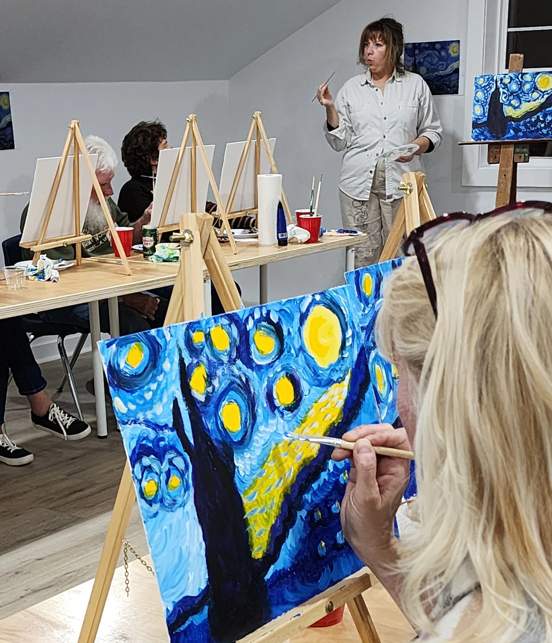 Wine & Paint Workshop