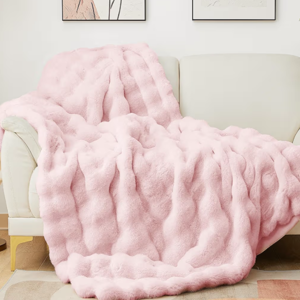 LIGHT PINK BUBBLE BLANKET