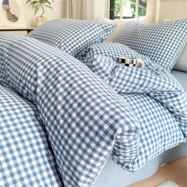 BLUE GINGHAM BEDDING