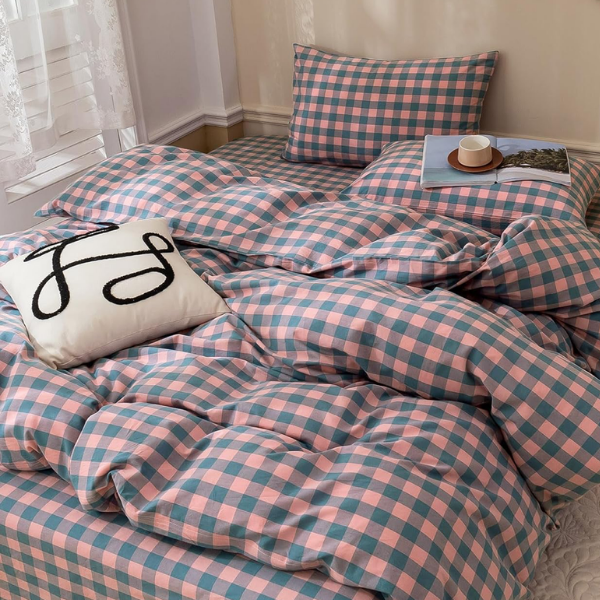 BLUE & PINK PLAID BEDDING