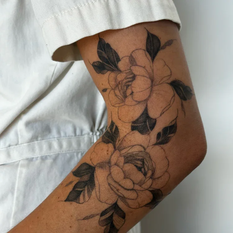 vixeninktattoos-medium-floral-tattoo
