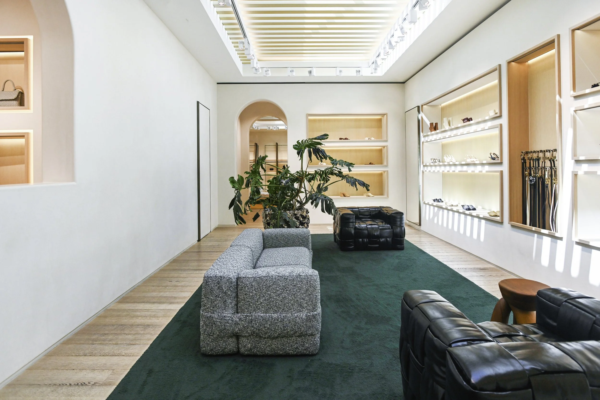 Luxury retail & interior  photographer (Copy)