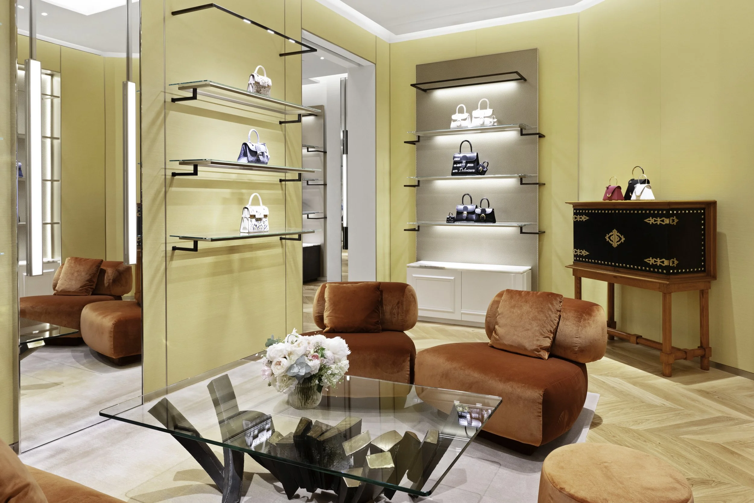 Luxury retail & interior  photographer (Copy)