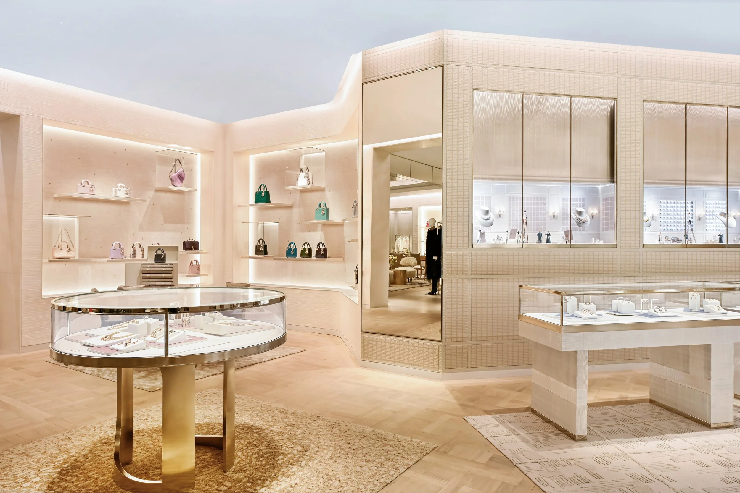 Angie Silvy DIOR-4.jpg