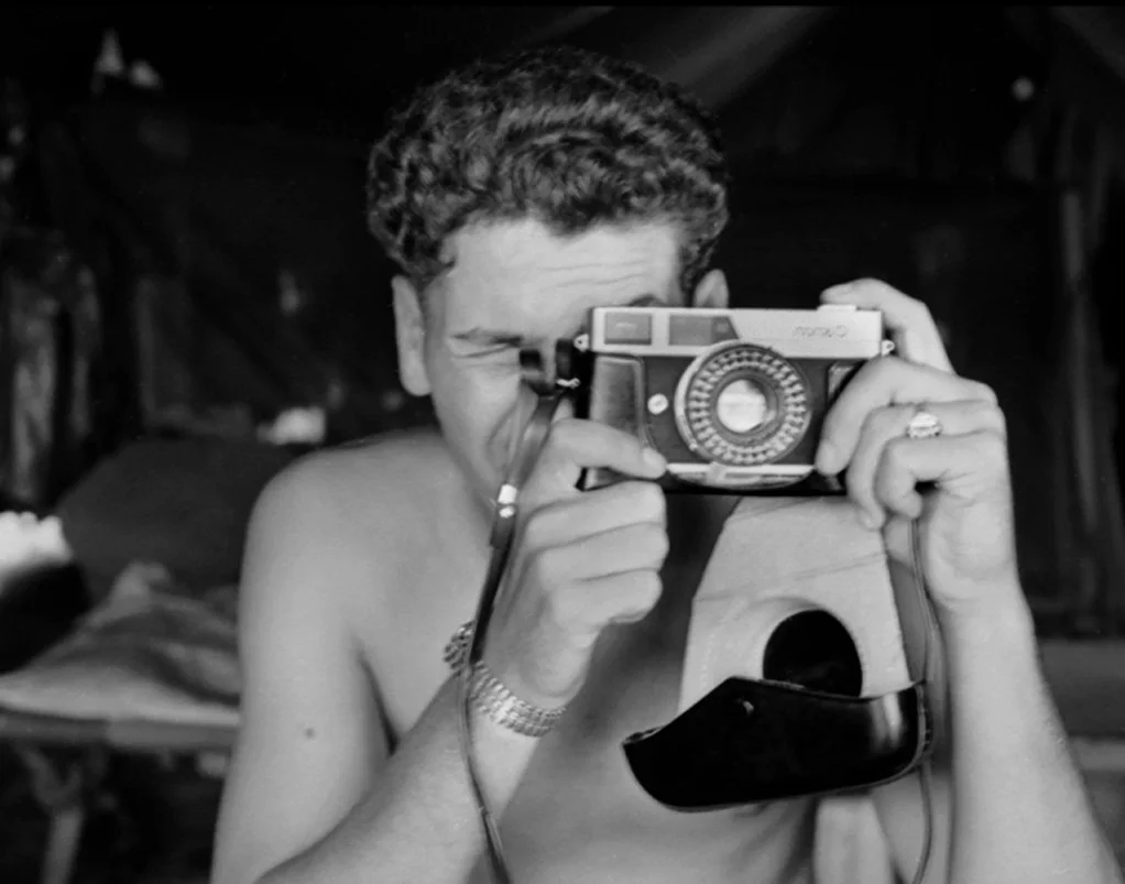 camerman-LR-2zoom.jpg