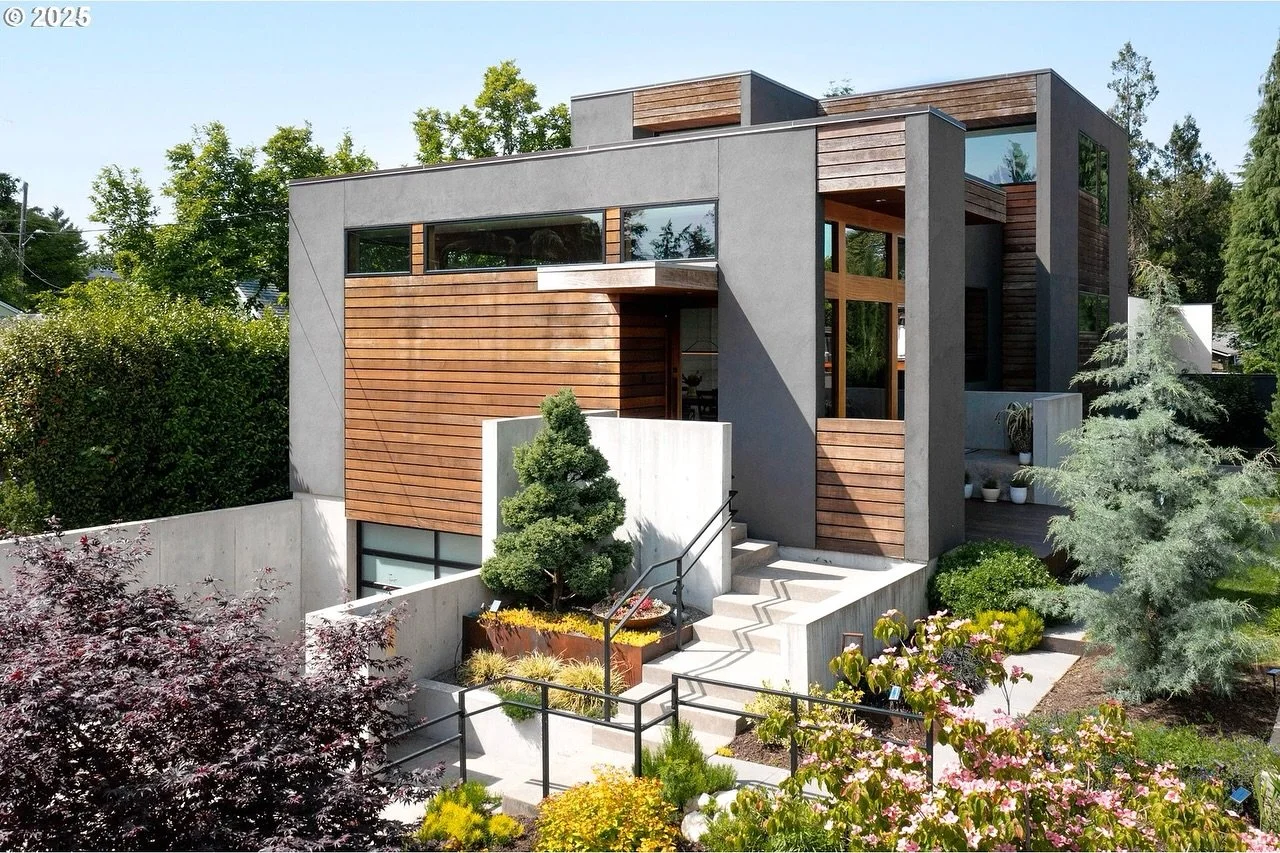 This week in Danny&rsquo;s Digest: An architectural statement by Eric Butler that combines rich wood, concrete, and glass with a fully permitted private ADU.

A Rare Modern Masterpiece by Eric Butler Design...This is not your typical new-construction