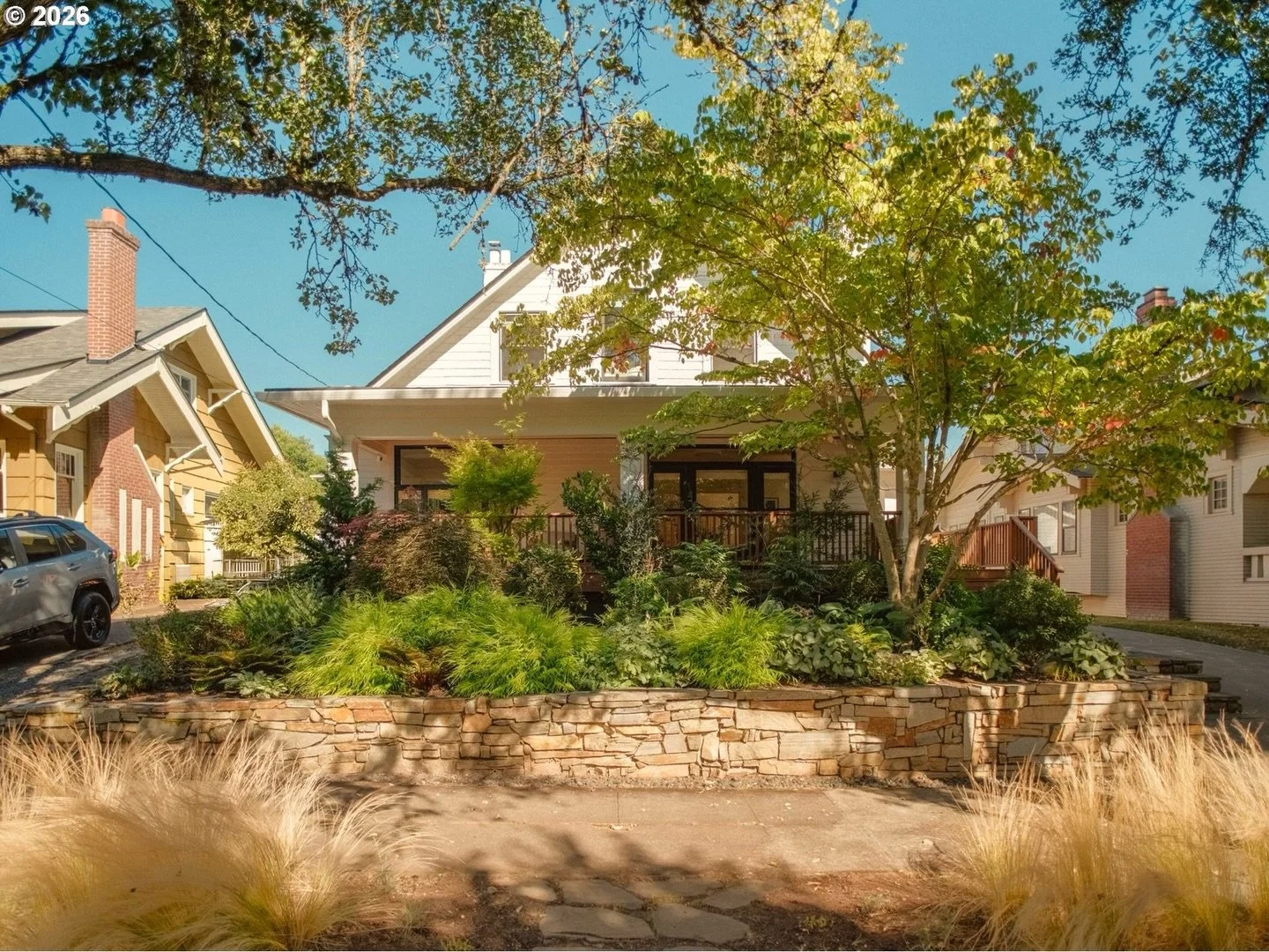 This week in Danny&rsquo;s Digest: A 1912 Grant Park Craftsman with a wraparound porch, coffered ceilings, original hardwoods, three fireplaces, and a vaulted primary suite with its own fireplace nook.

Beautifully maintained and thoughtfully updated