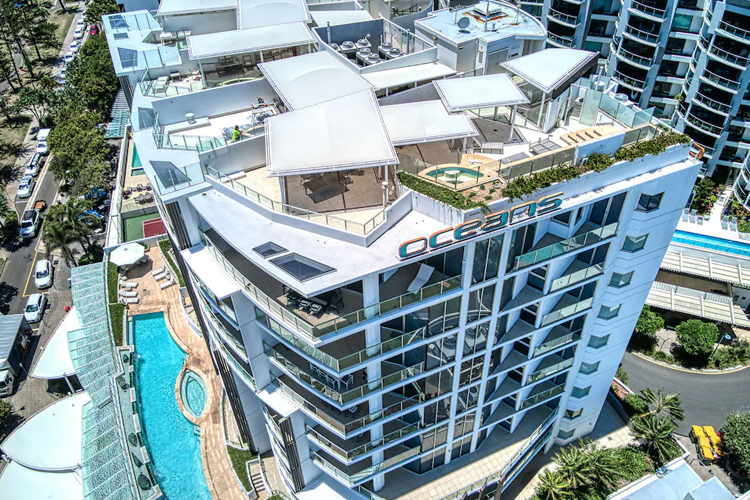 OCEANS-MOOLOOLABA.png