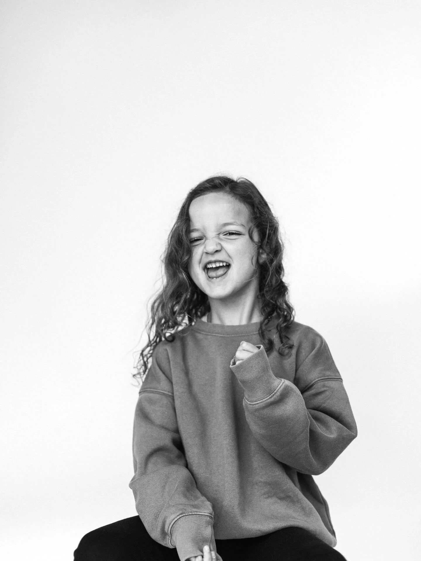 Nora on the drums 🖤🥁