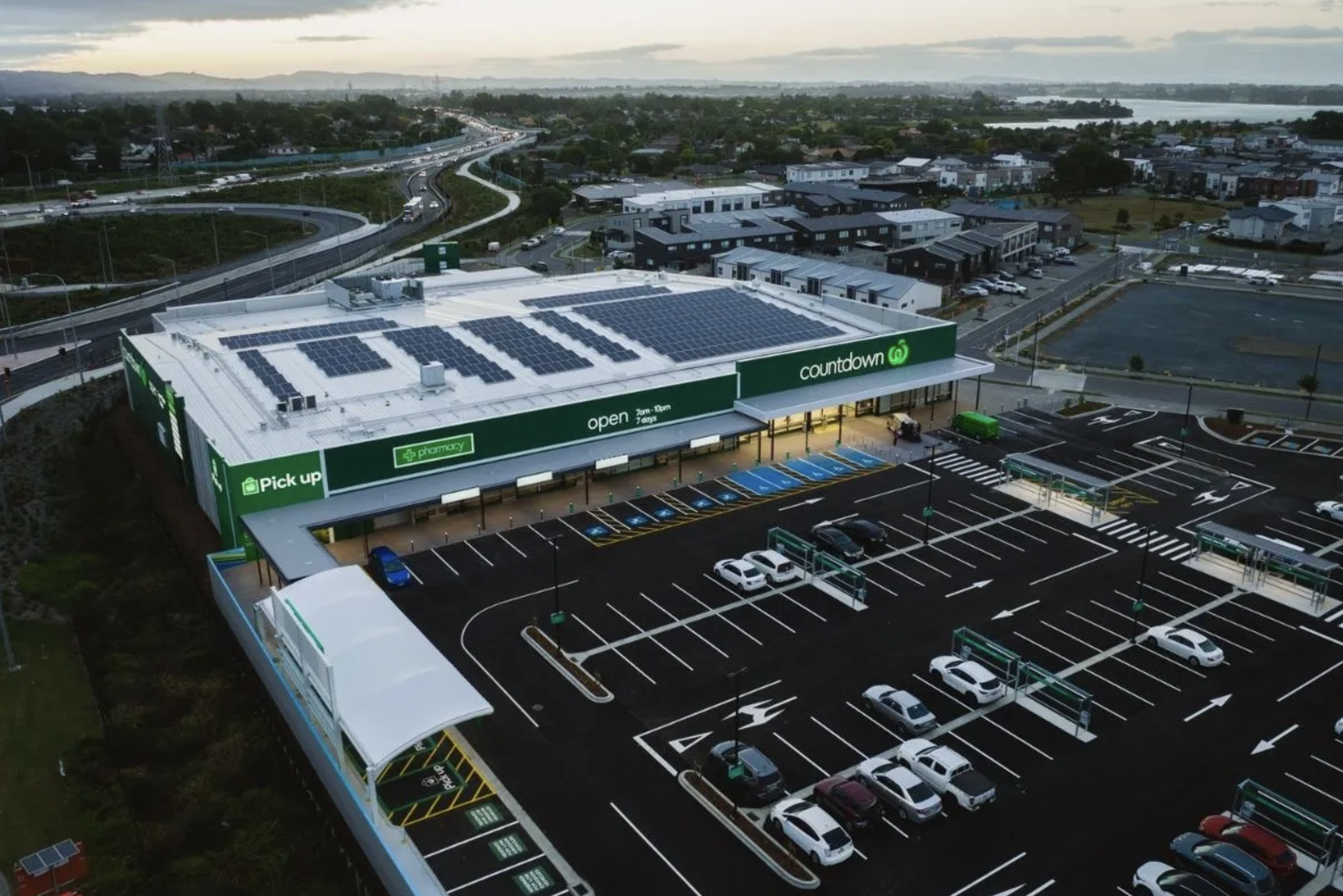 Waiata Shores Woolworths