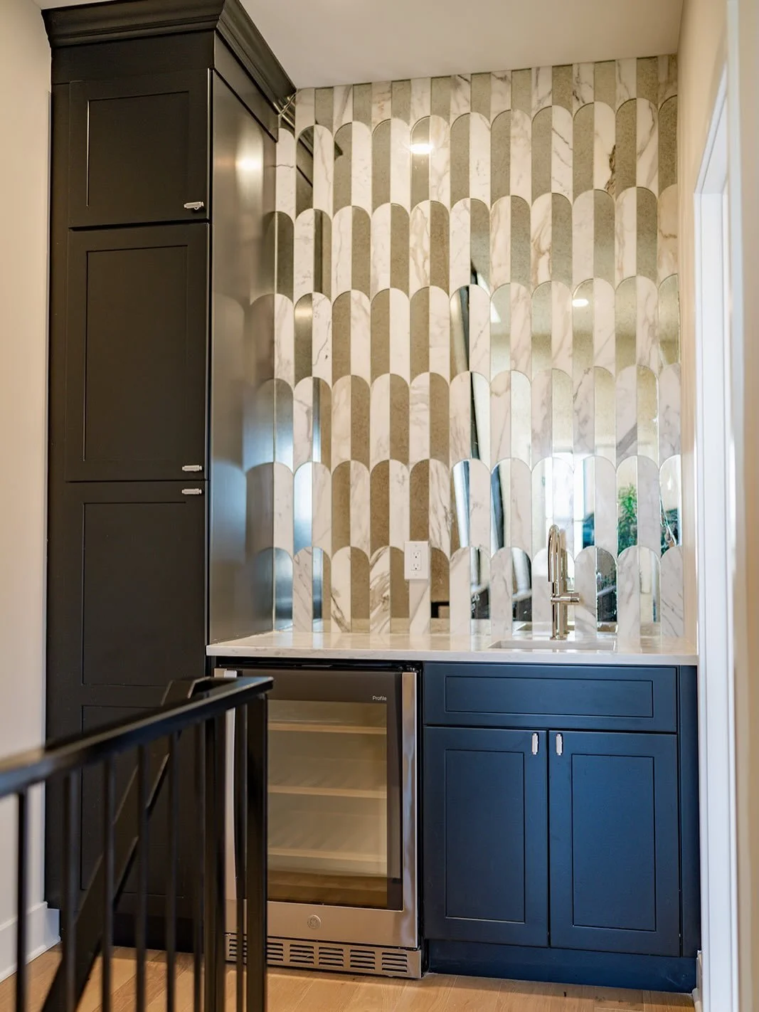 📍 East Passyunk the ❤️ of South Philadelphia 

🏠 Check out the final posts from this full renovation project recently completed by our team. Featured here is another look at the third-floor wet bar, master bedroom, master bath, and both outdoor liv