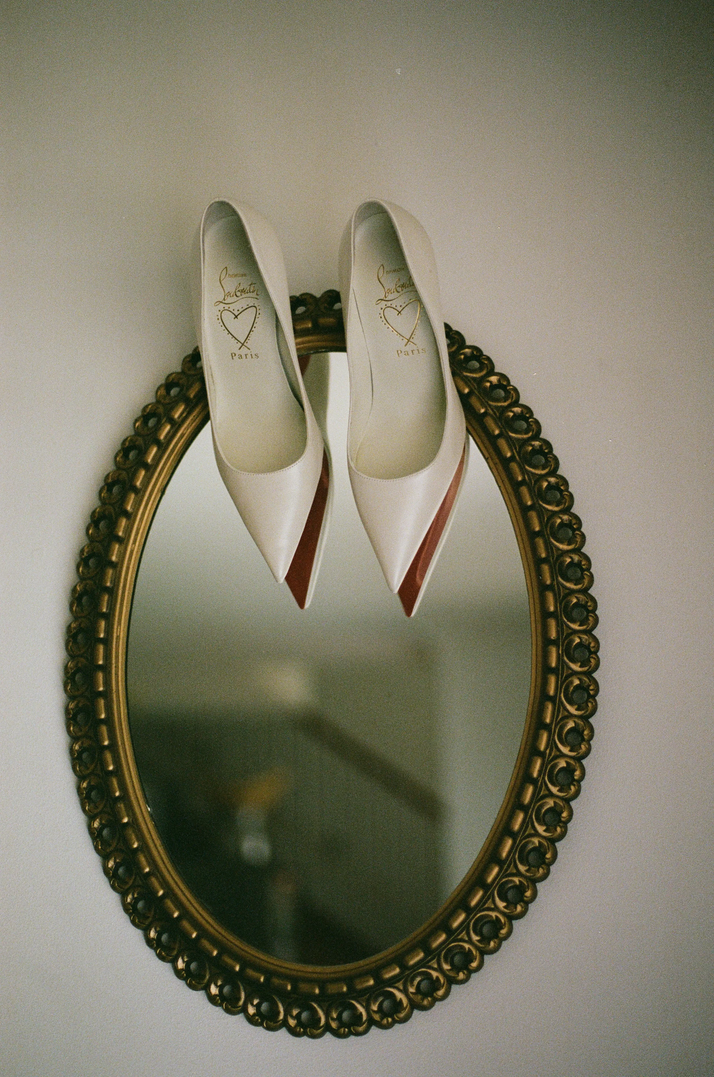 Lords_Estate_Heritage_Chapel_Wedding-144.webp