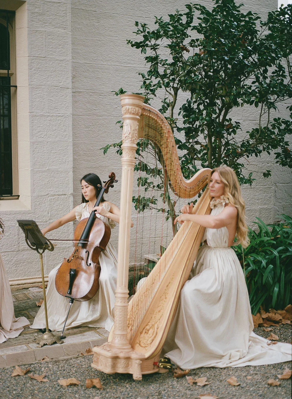 Intimate garden wedding Darling Point Sydney