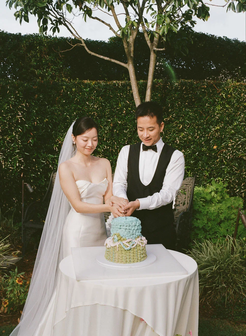 Intimate garden wedding Darling Point Sydney