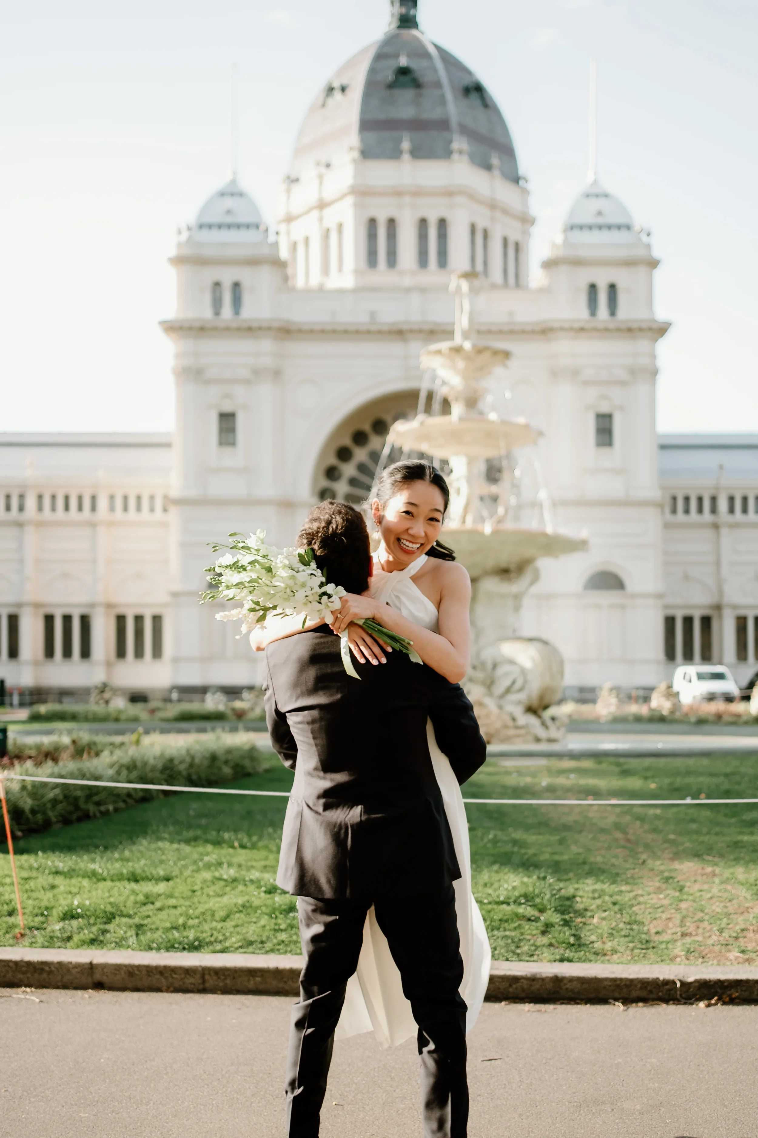 Parliament house & Carlton Gardens Melbourne pre-wedding32.webp
