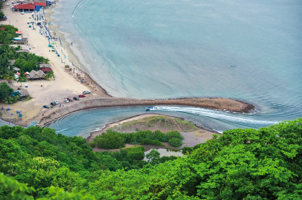 Costas de Colima/Foto: Charly Ramos.png