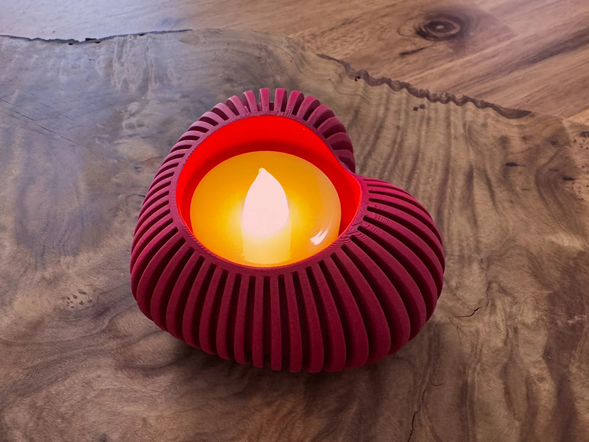 Radiant Heart Tealight