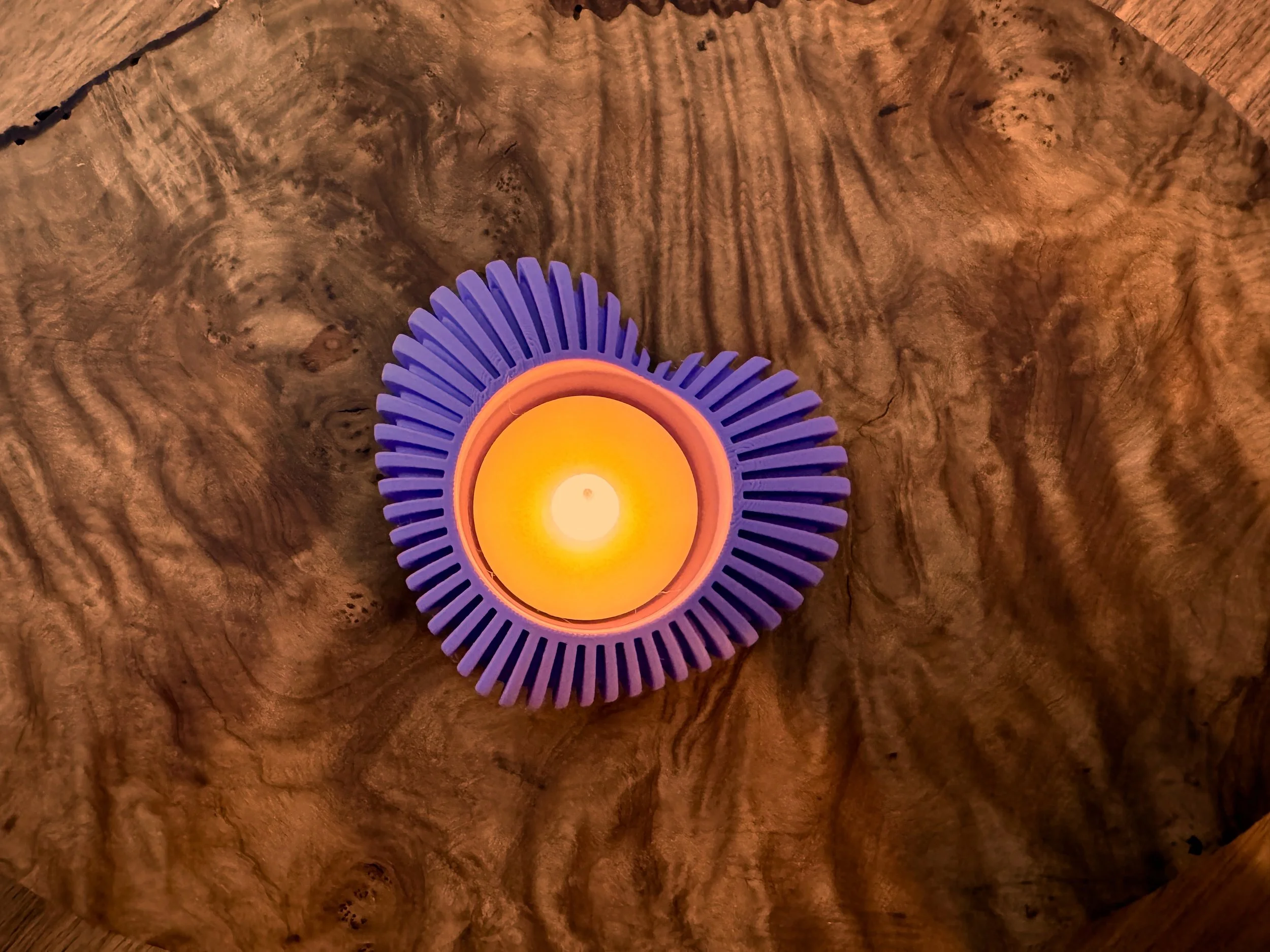 Radiant Heart Tealight