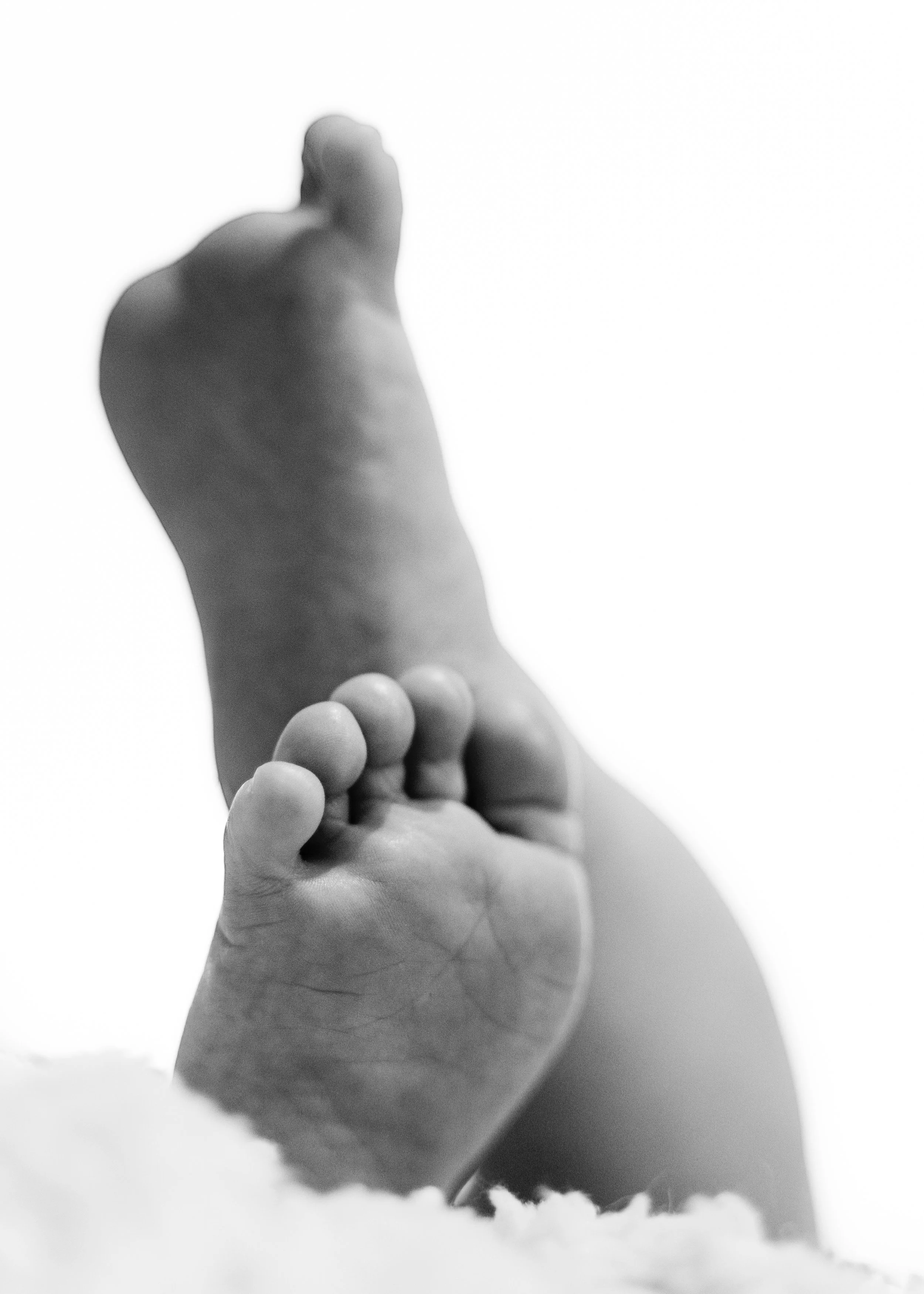 2025.6.28_LiamHandsandFeet-7.jpg