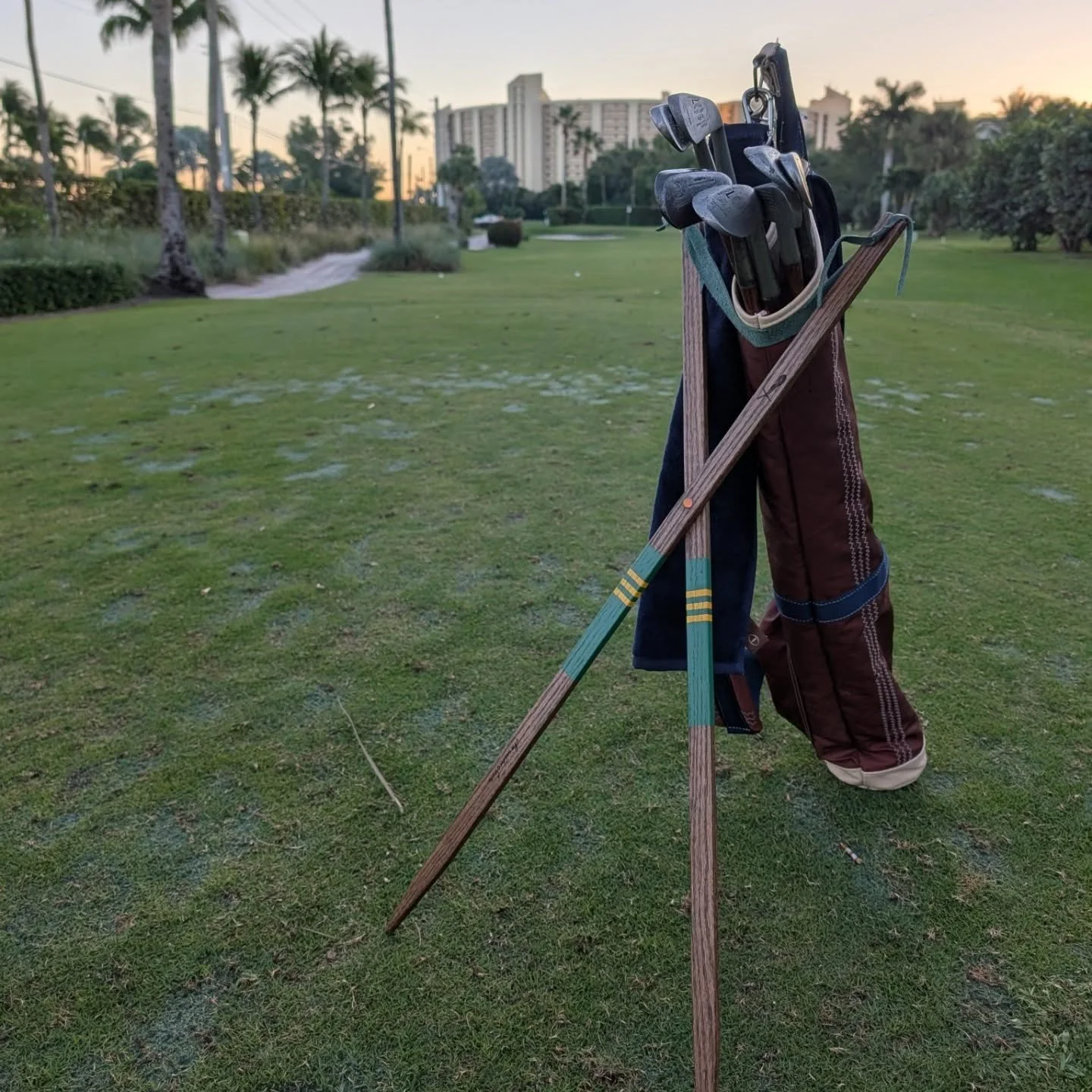 Starting off 2026 with a sunrise 18 at @jupiterdunesgolf. Got my new mostly Tom Stewart set out for the first time ever. 

Happy New Year!