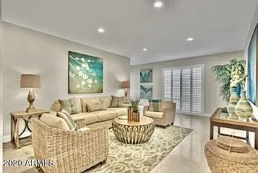 $240,000.00

2 Bed 2 Bath 1,152 sq ft

1285 E Maryland Avenue B 
Phoenix, AZ 85014