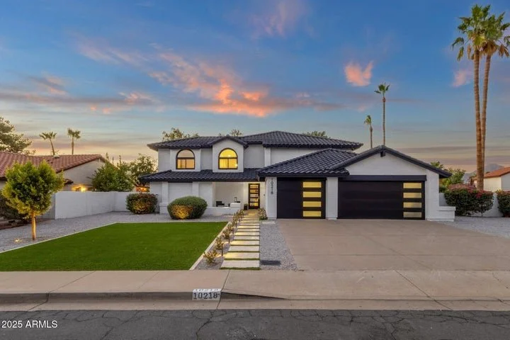 $1,650,000

4 Bed 3.5 Bath 3350 Sqft

10218 E Clinton St Scottsdale, AZ 85260