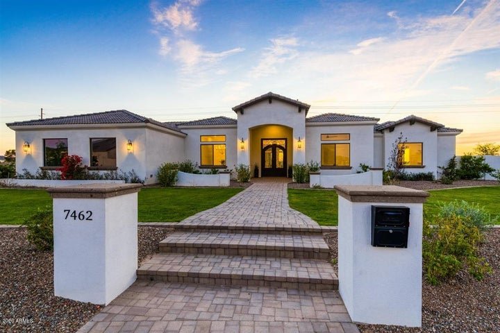 $1,3575,000

5 Bedroom 4.5 Bath 5,183 Sqft

7462 S McCormick Way