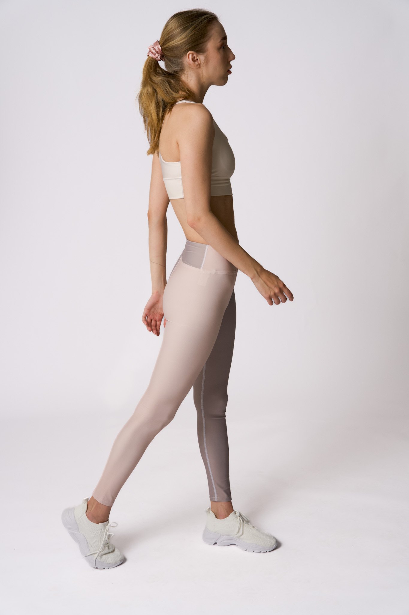 Margot Leggings 11.jpg