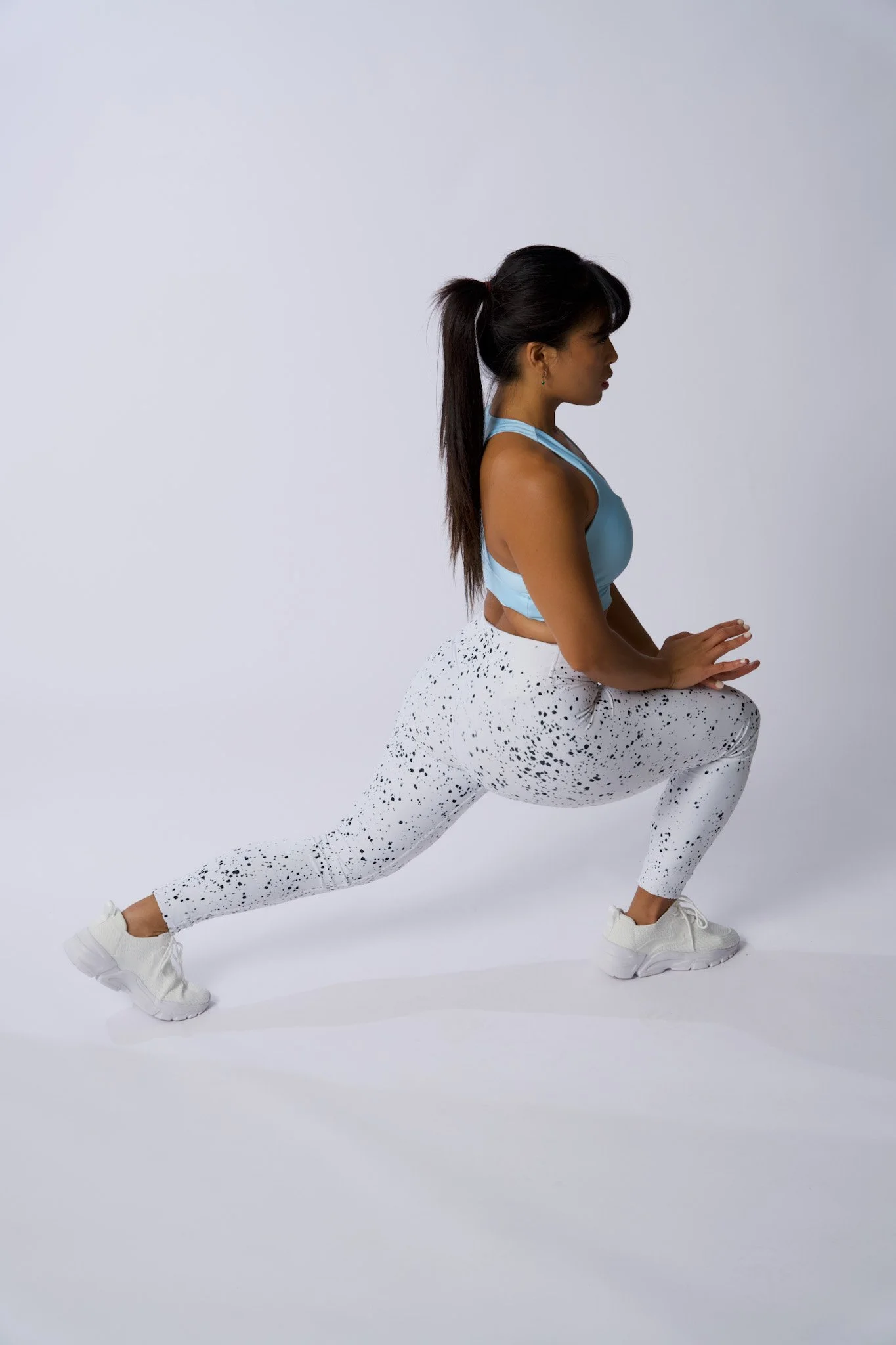 Mila White Leggings 1 1.jpg
