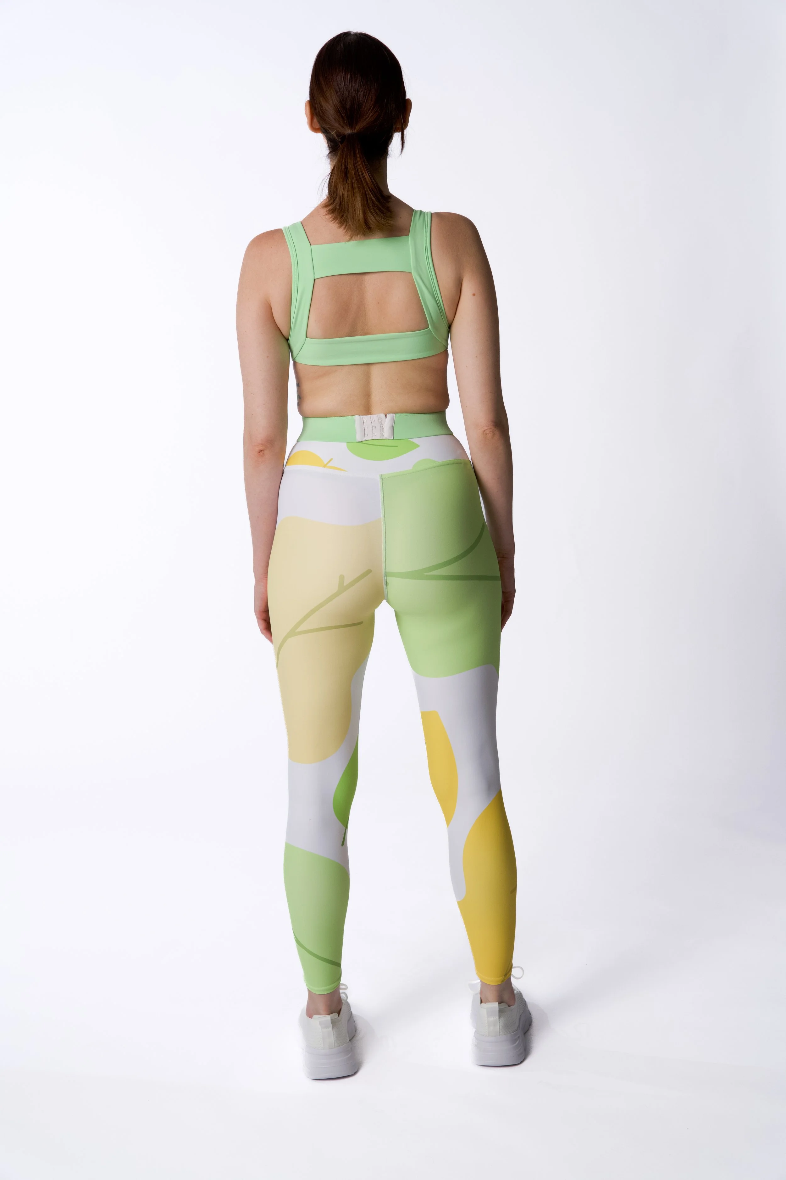 Clara Leggings 2.JPG